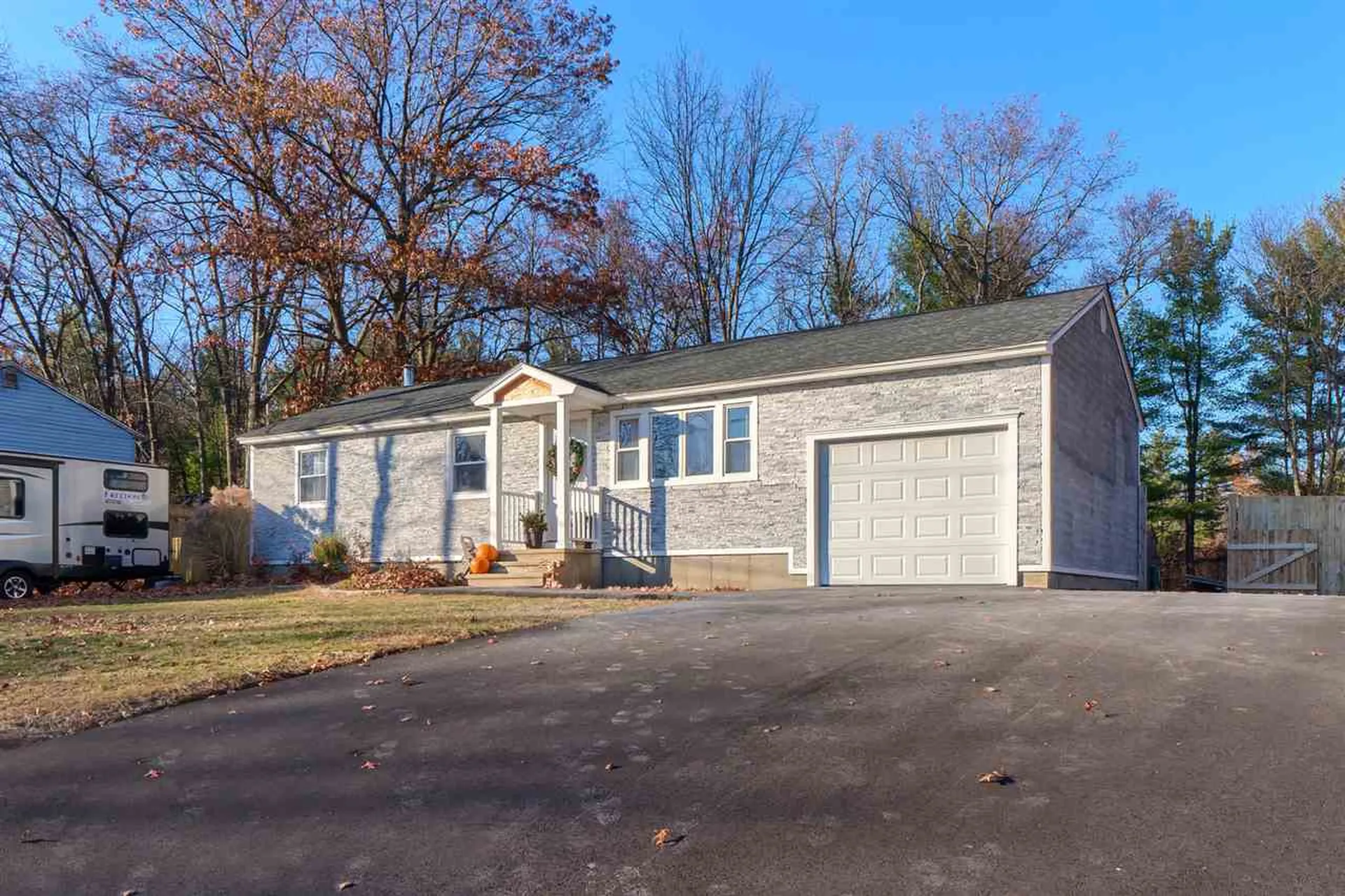 385 Phillip Street Manchester NH 03102