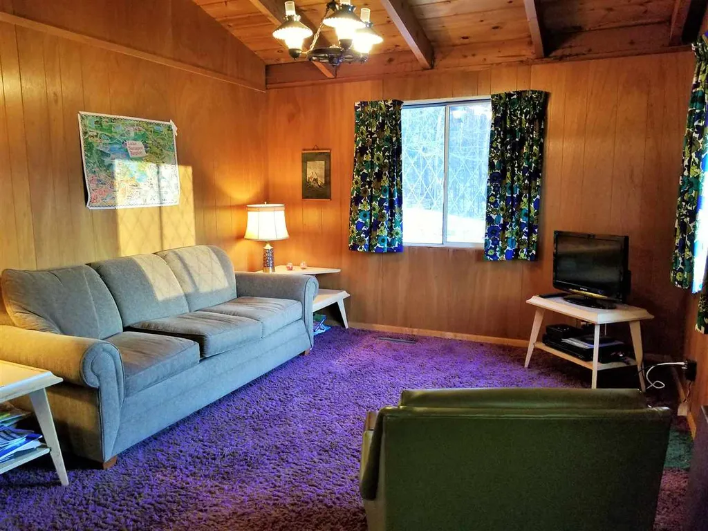 477 Edgemont Road Sunapee NH 03782