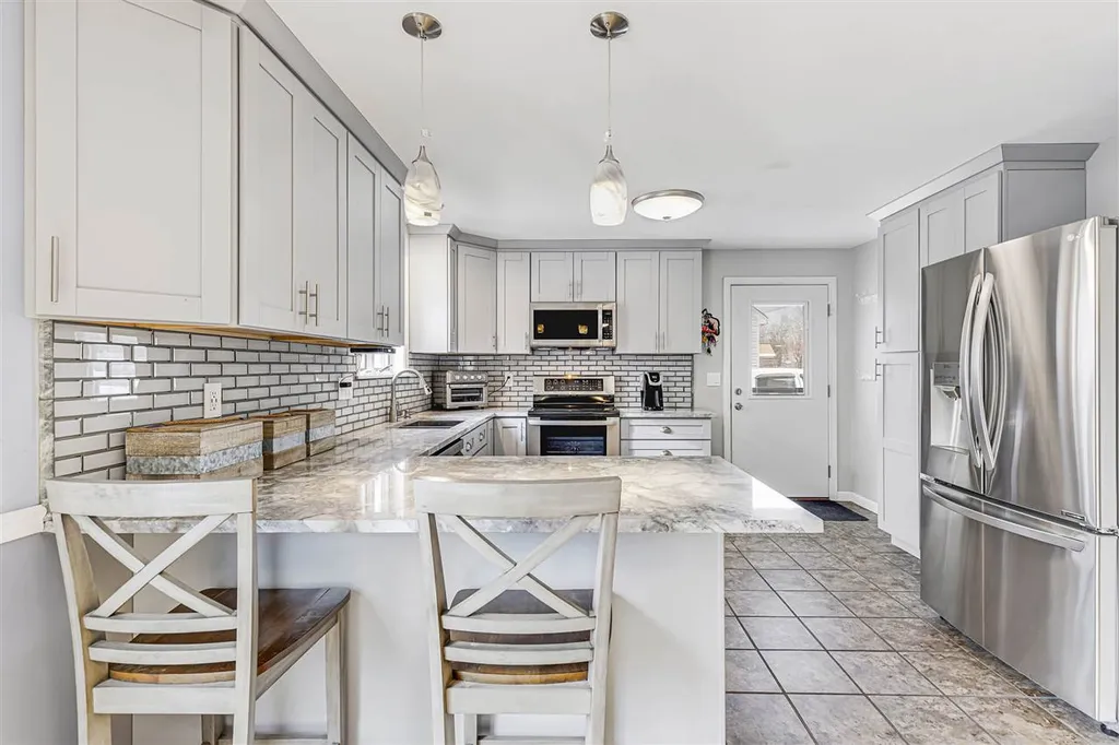 39 Western Avenue Rochester NH 03867