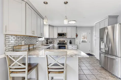39 Western Avenue Rochester NH 03867