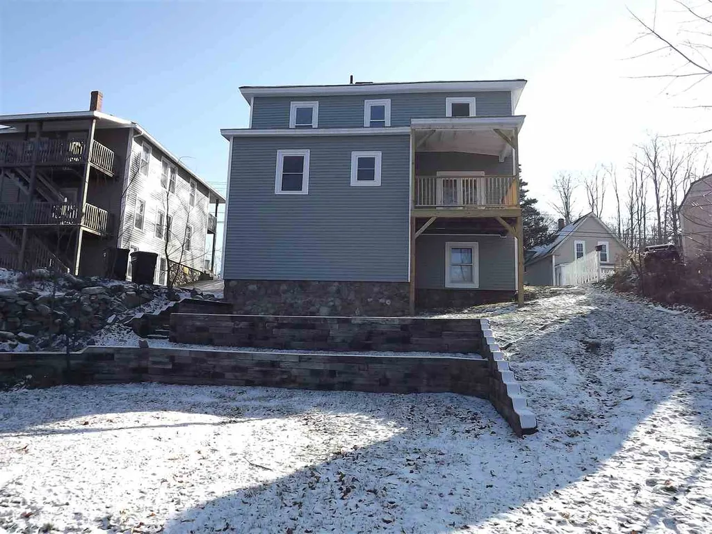 58 Summer Street Newport NH 03773