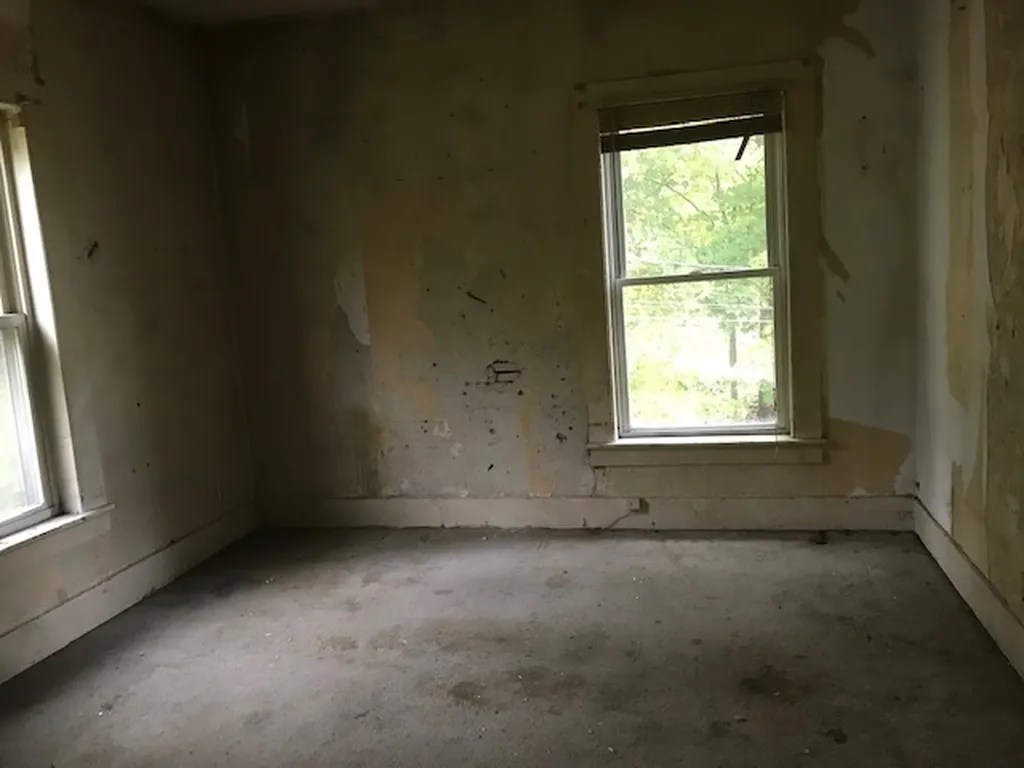 181 Middle Street Newport City VT 05855