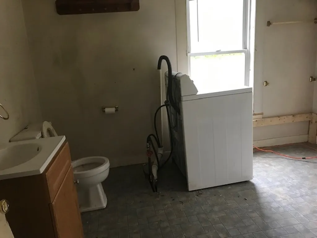 181 Middle Street Newport City VT 05855