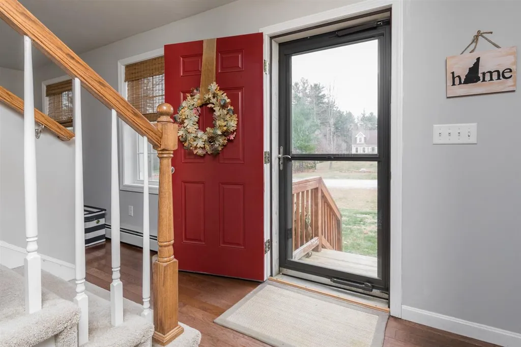 31 Knowles Way Northwood NH 03261