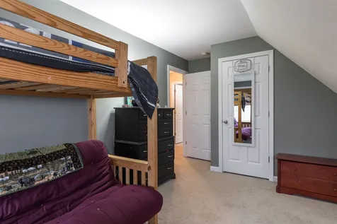 31 Knowles Way Northwood NH 03261