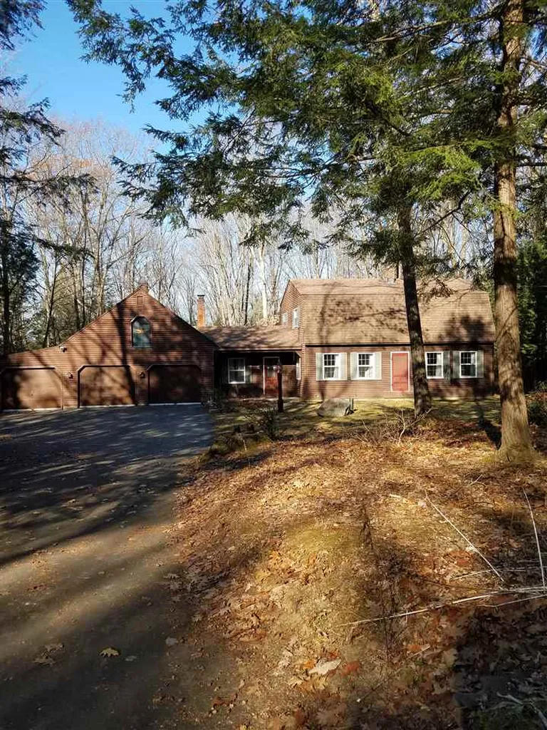 179 Partridgeberry Lane Swanzey NH 03446