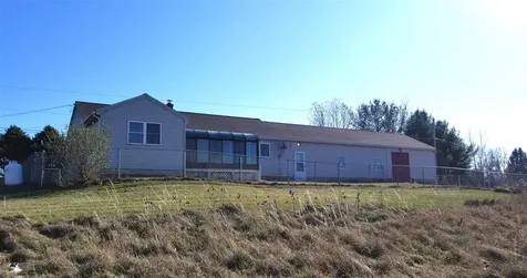 8 Haley Circle Brentwood NH 03833
