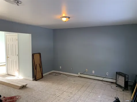 33 N Maple Street Vergennes VT 05491