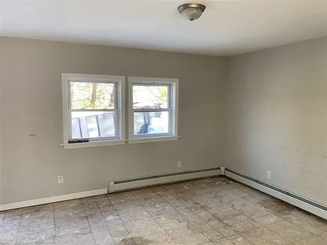 33 N Maple Street Vergennes VT 05491