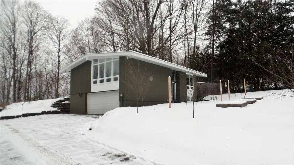 30 Maplewood Avenue Barre City VT 05641