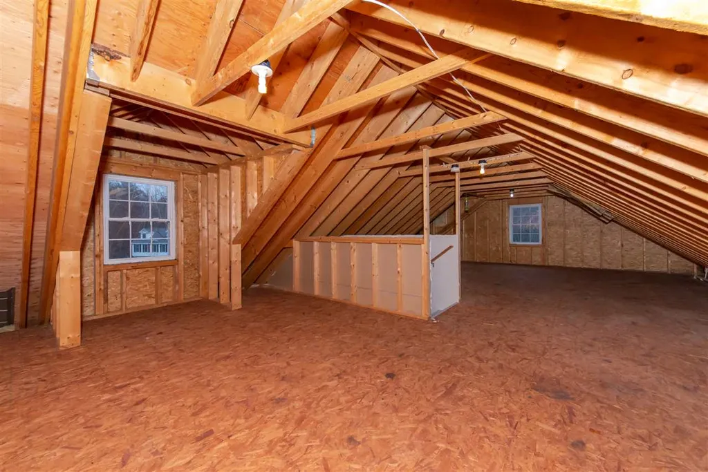 27 Seavey Brook Lane Rochester NH 03867
