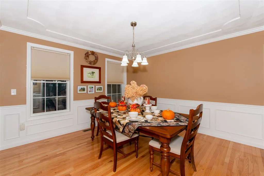 27 Seavey Brook Lane Rochester NH 03867