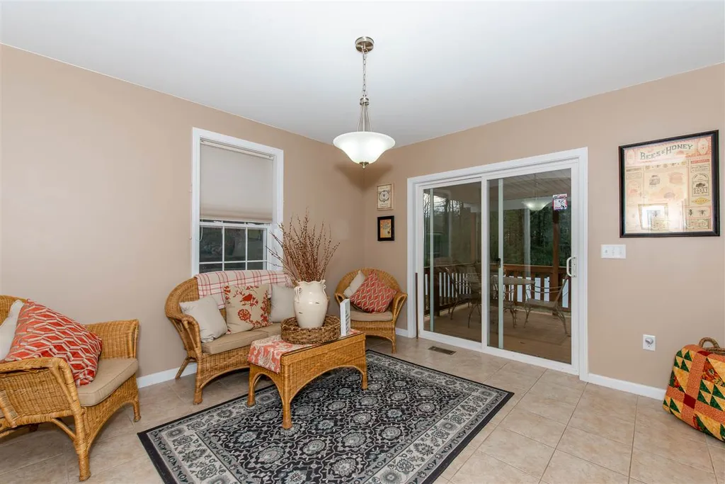 27 Seavey Brook Lane Rochester NH 03867