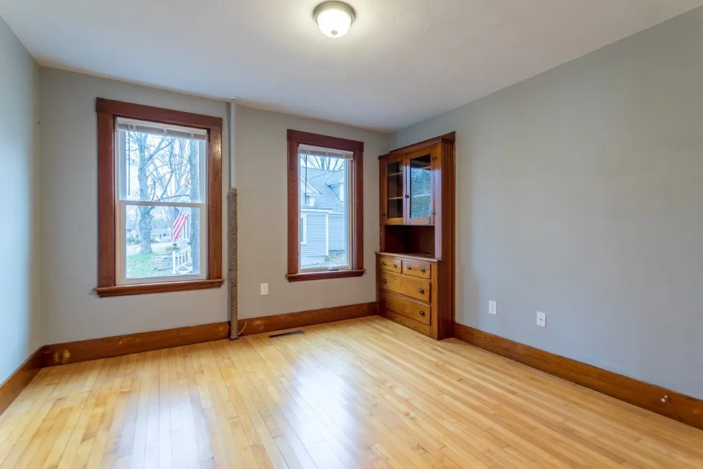 27 Exeter Road Hampton NH 03842