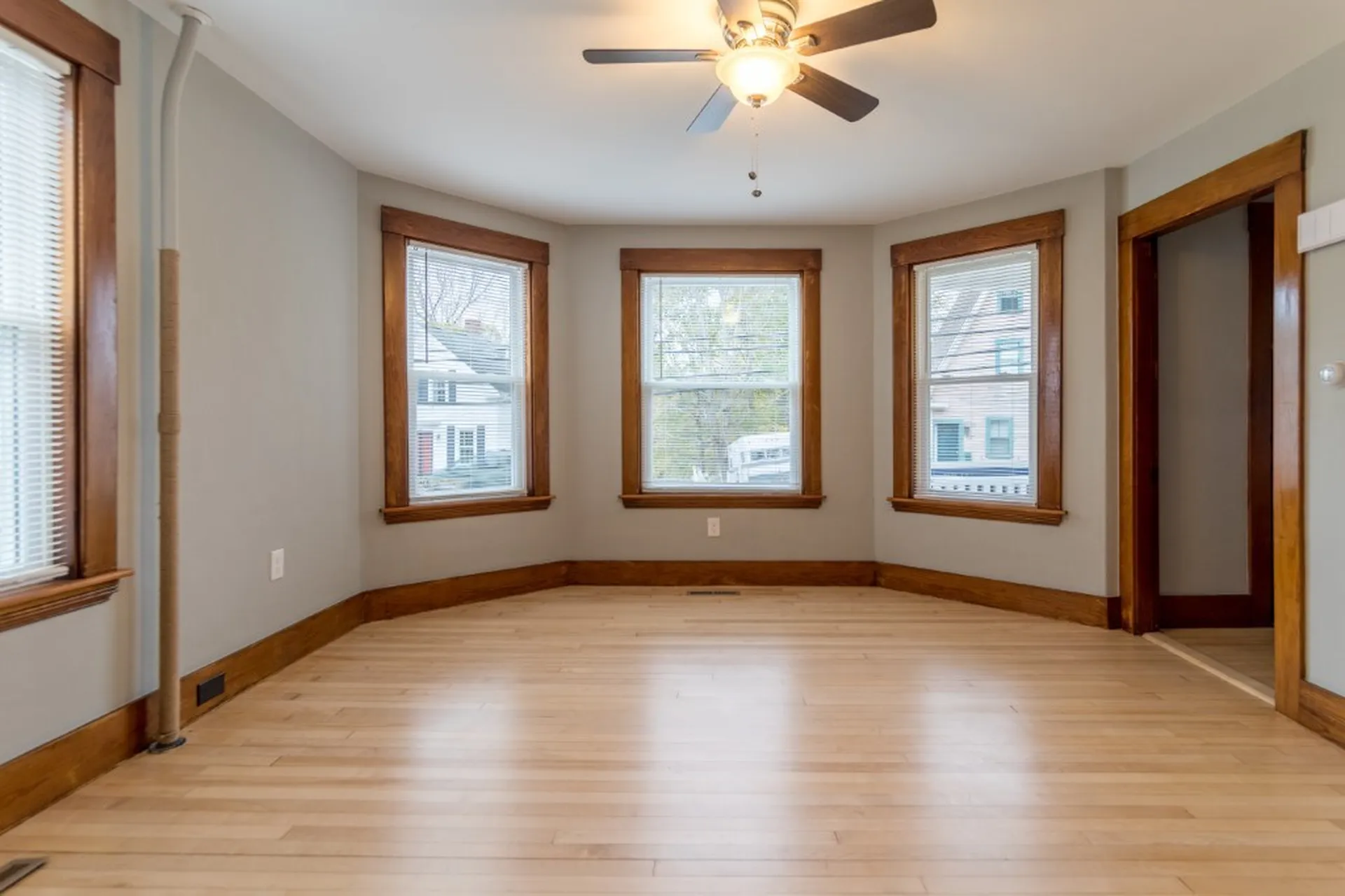 27 Exeter Road Hampton NH 03842