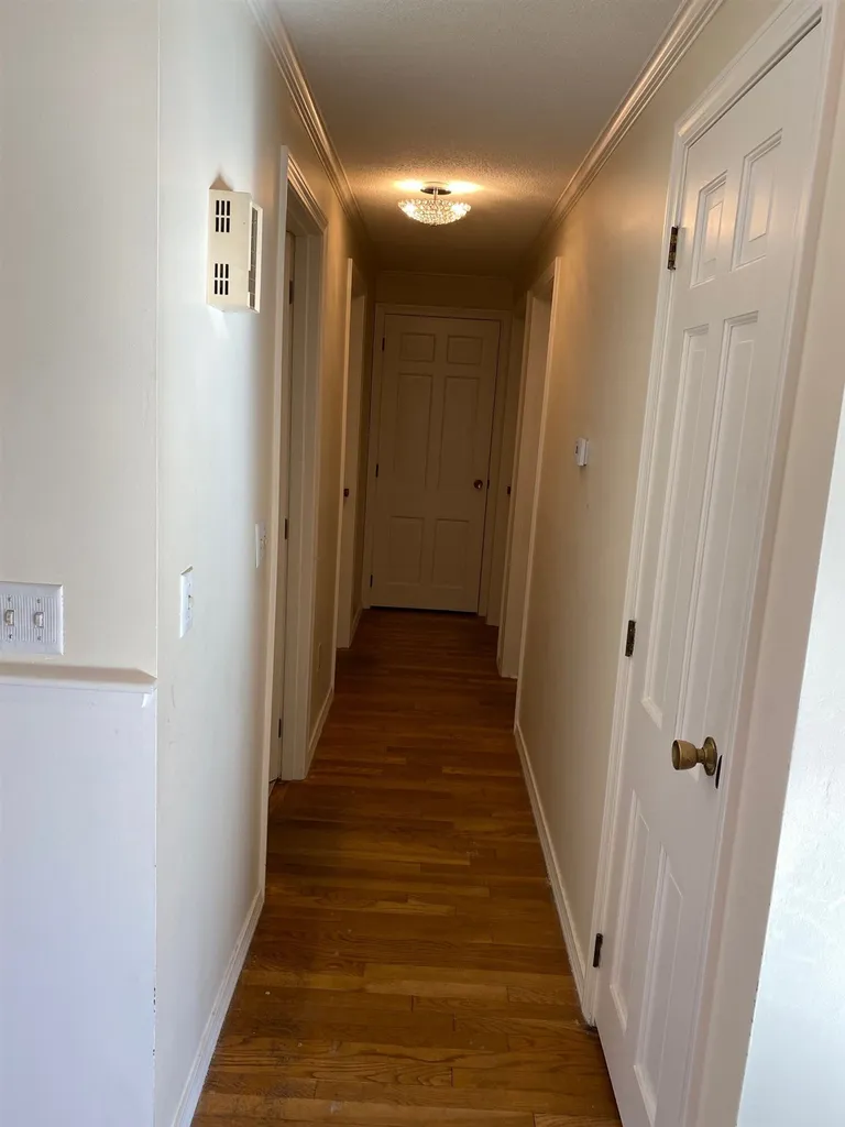 16 Stevens Road North Hampton NH 03862