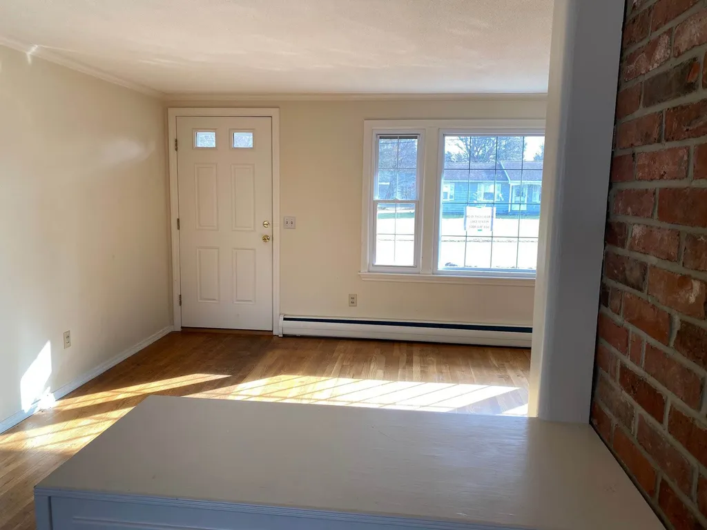 16 Stevens Road North Hampton NH 03862