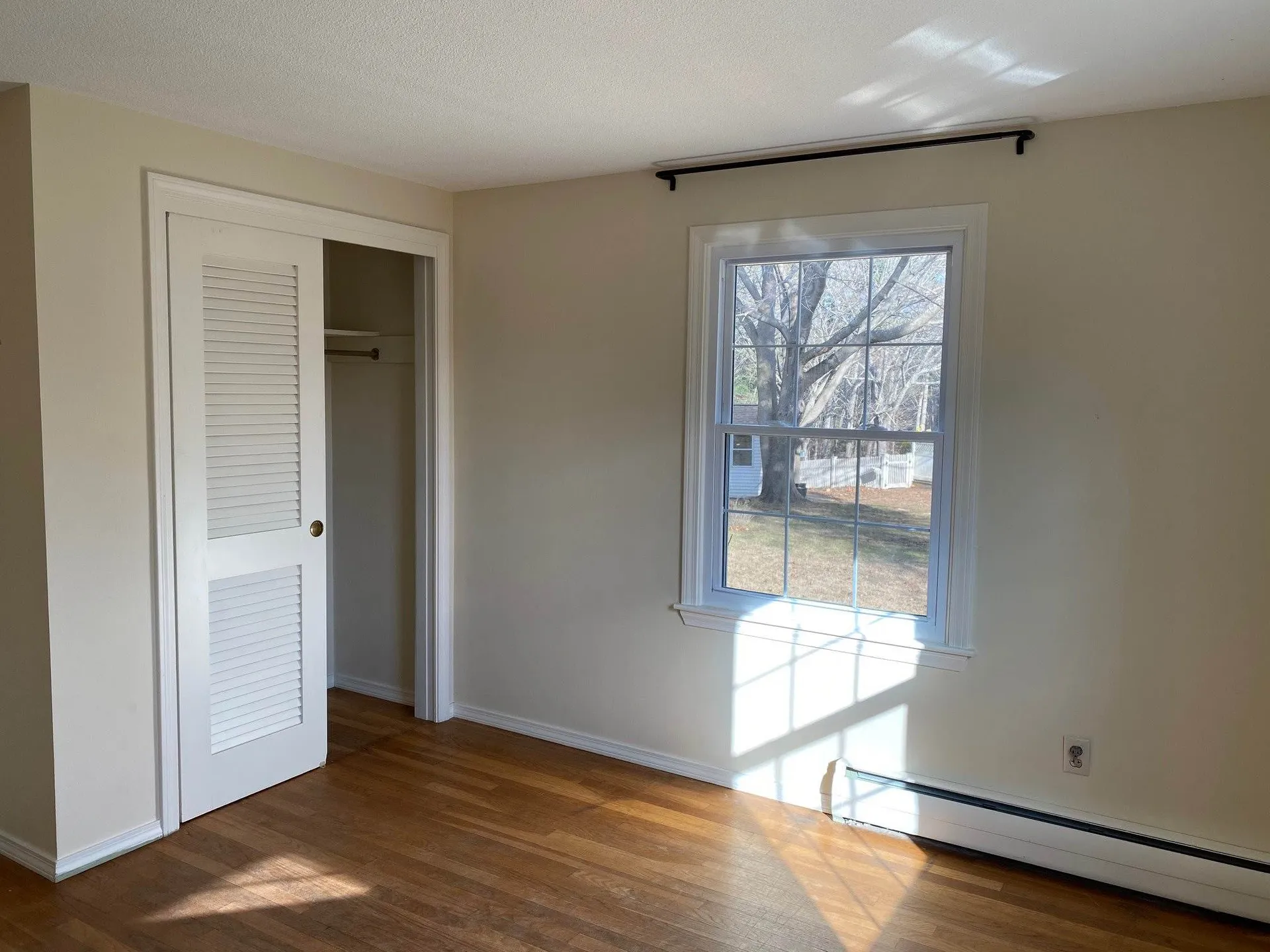 16 Stevens Road North Hampton NH 03862