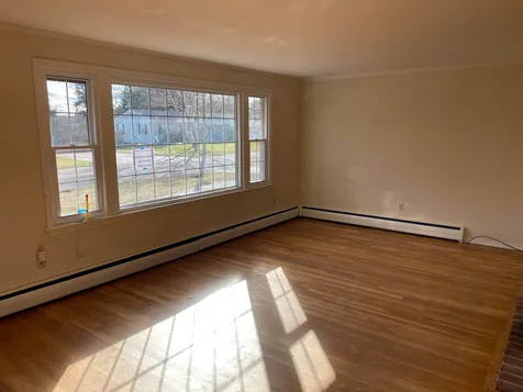 16 Stevens Road North Hampton NH 03862