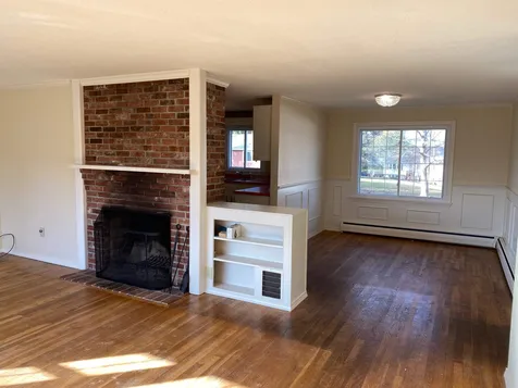 16 Stevens Road North Hampton NH 03862