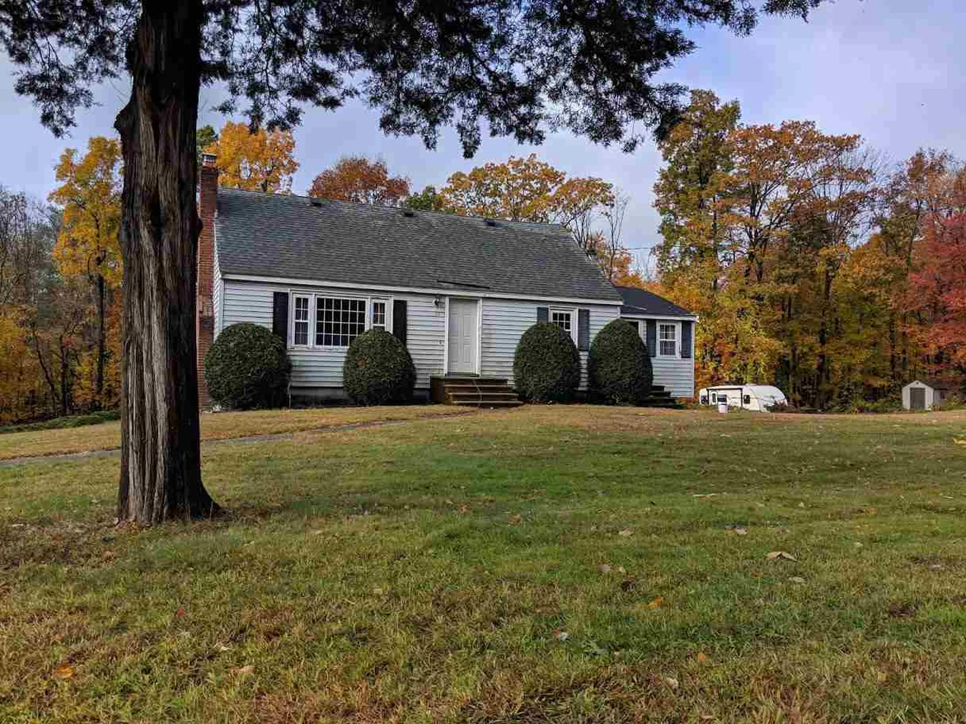 11 Woodlawn Avenue Atkinson NH 03811