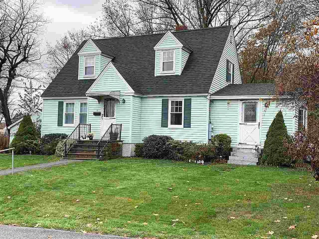 5 Harris Avenue Kittery ME 03904