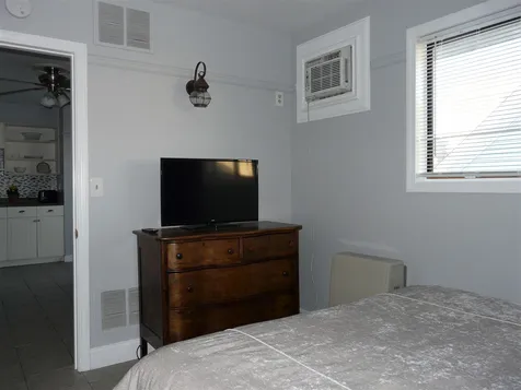 12 G Street Hampton NH 03842