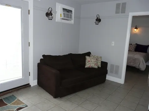 12 G Street Hampton NH 03842