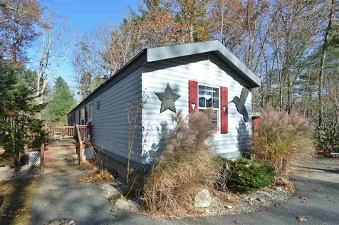 11 Greenwood Street Salem NH 03079