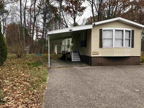 10 Clayton Avenue Rochester NH 03867