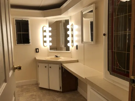 10 Clayton Avenue Rochester NH 03867