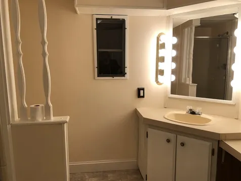 10 Clayton Avenue Rochester NH 03867