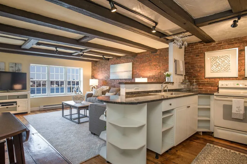 111 Market Street Portsmouth NH 03801
