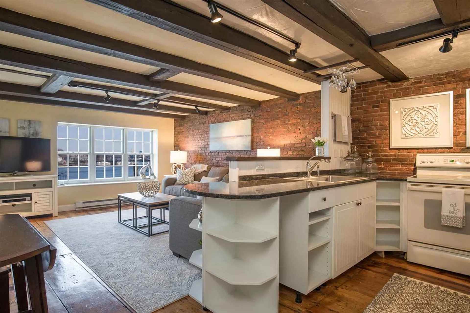 111 Market Street Portsmouth NH 03801
