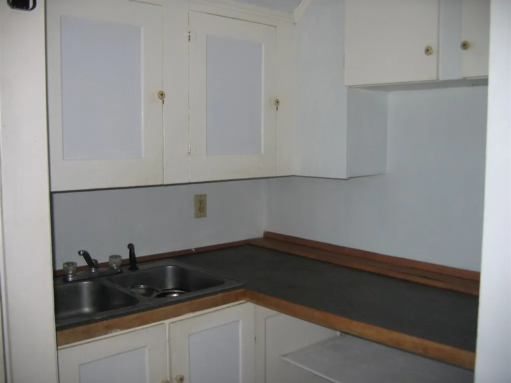 74 Chestnut Street Nashua NH 03060