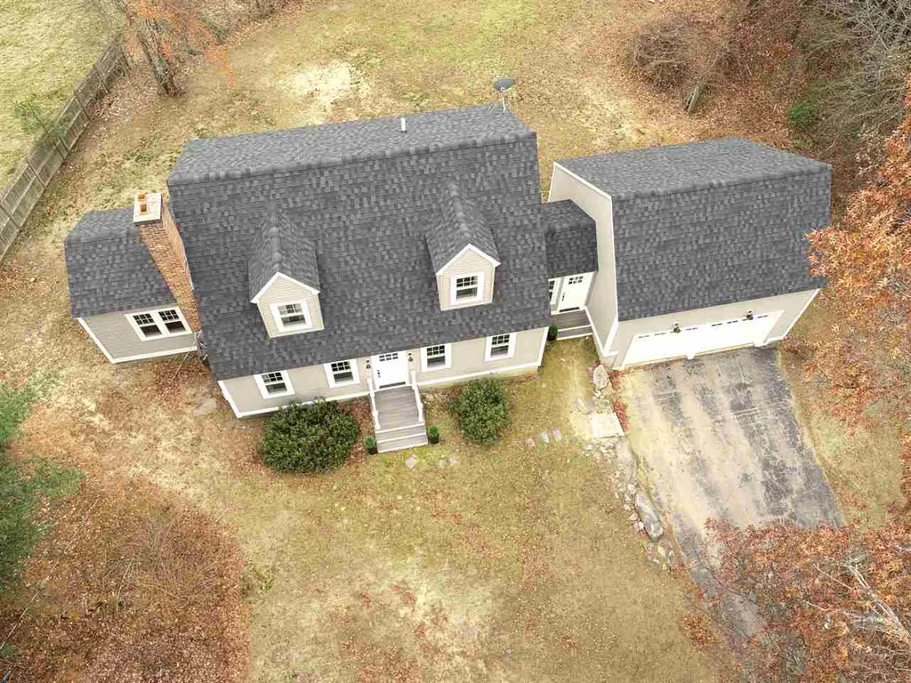 11 Chatfield Drive Litchfield NH 03052