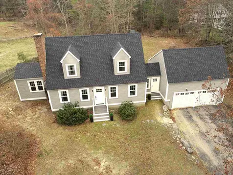 11 Chatfield Drive Litchfield NH 03052
