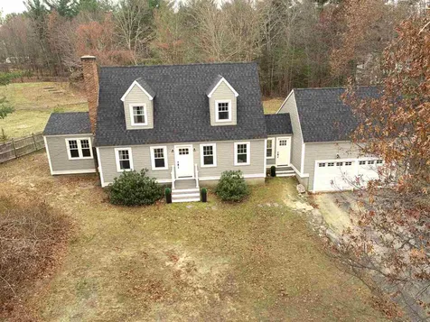 11 Chatfield Drive Litchfield NH 03052