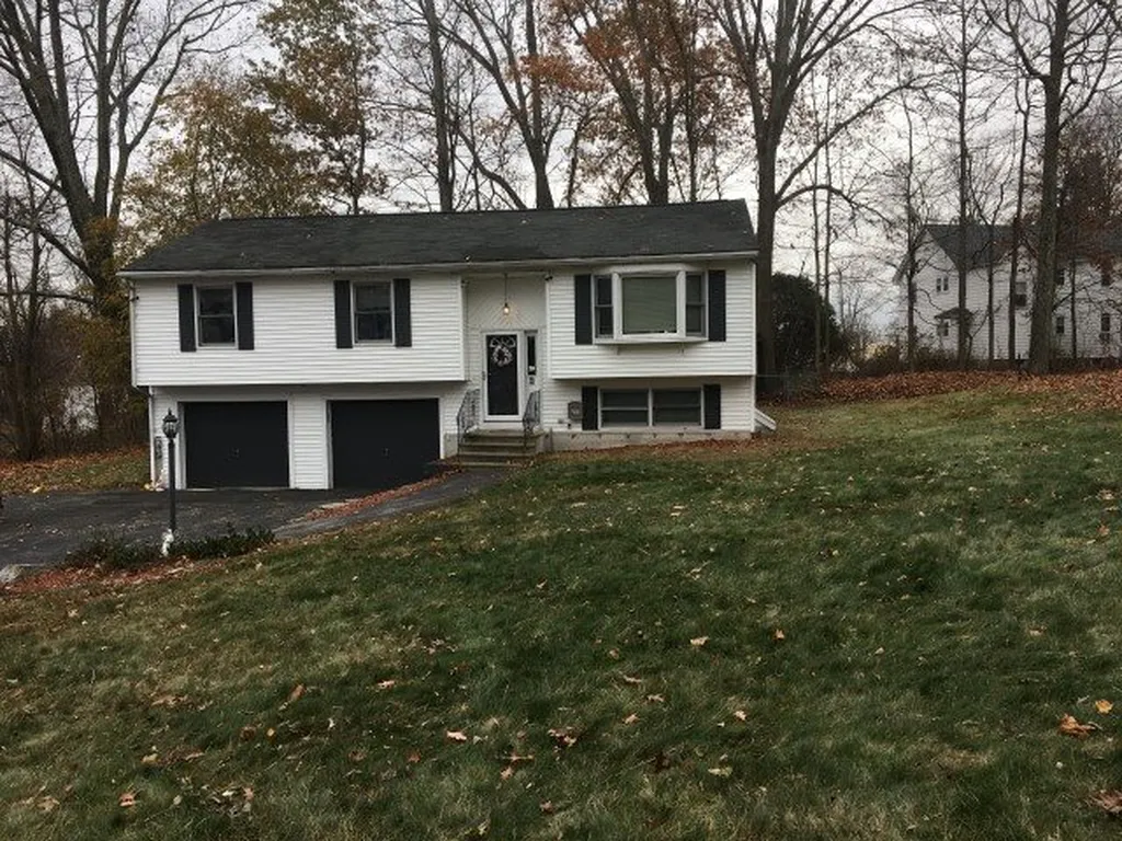 6 Veronica Avenue Salem NH 03079