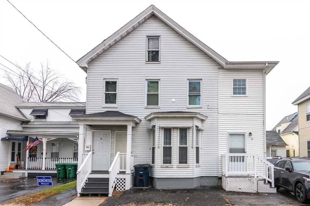 22 Beech Street Nashua NH 03060