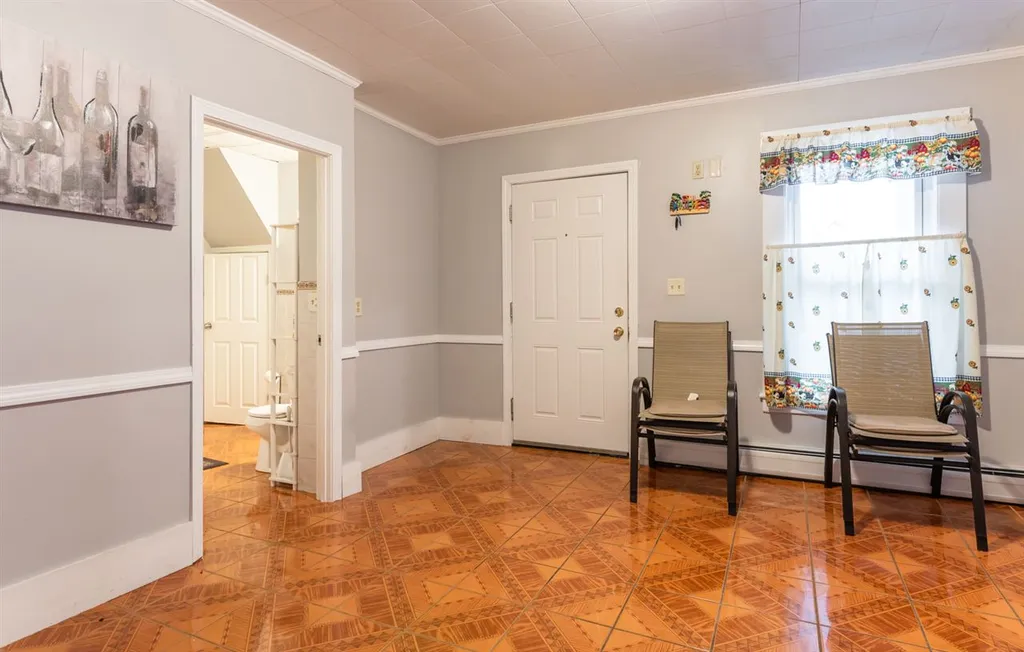 22 Beech Street Nashua NH 03060