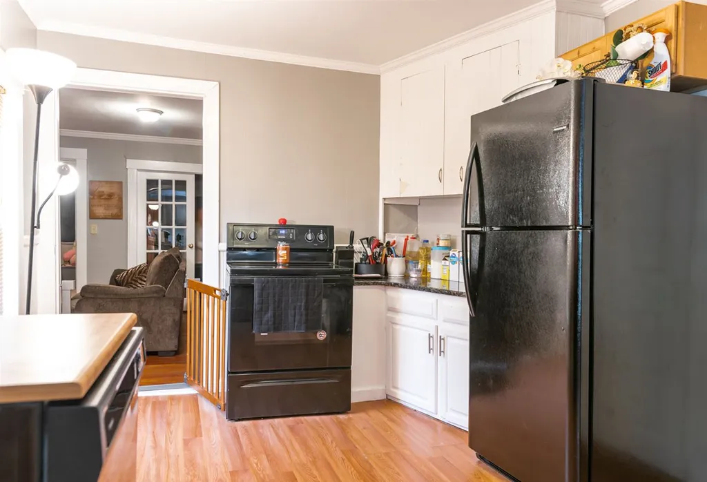 22 Beech Street Nashua NH 03060