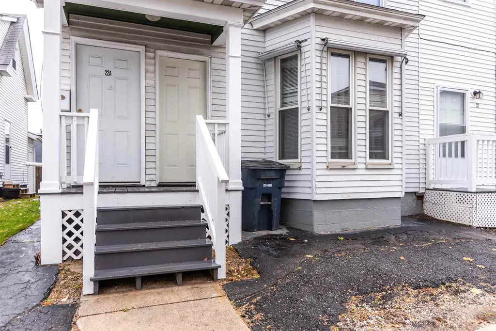 22 Beech Street Nashua NH 03060