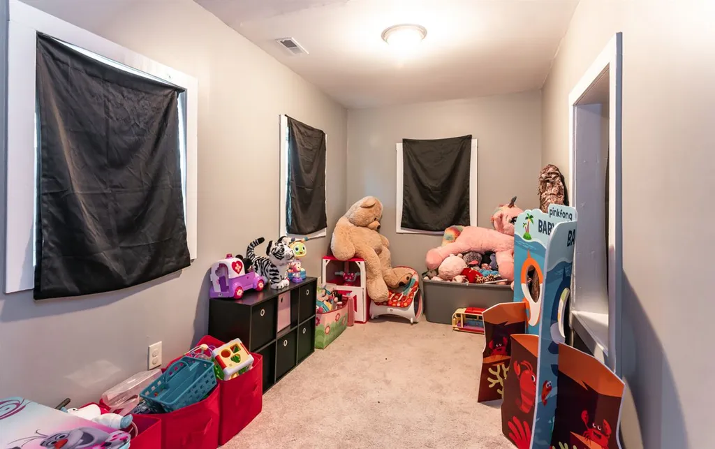 22 Beech Street Nashua NH 03060