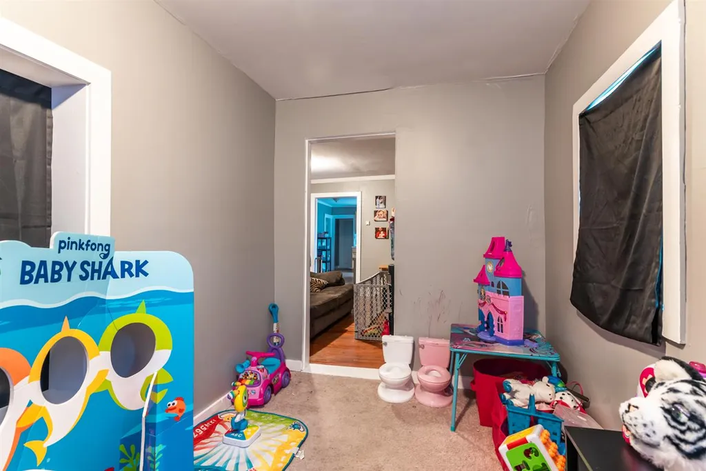 22 Beech Street Nashua NH 03060