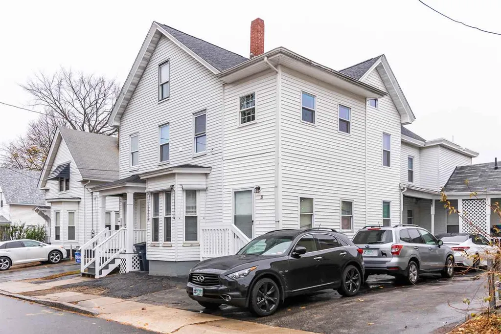 22 Beech Street Nashua NH 03060