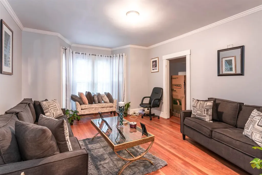 22 Beech Street Nashua NH 03060