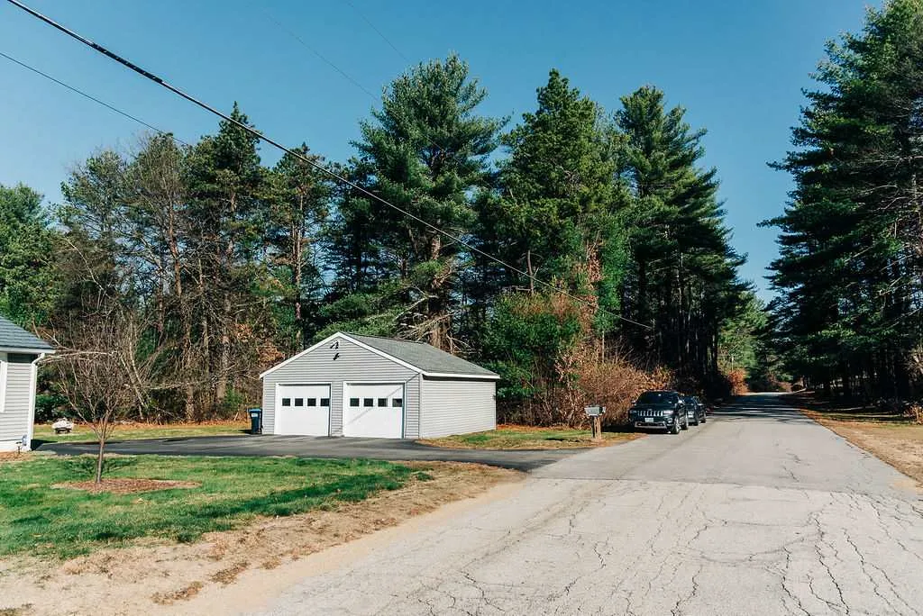 212 River Road Allenstown NH 03275