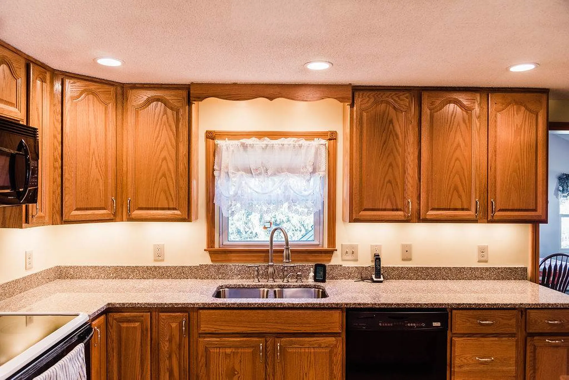 212 River Road Allenstown NH 03275