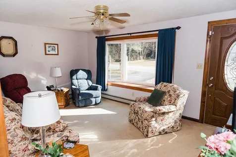 212 River Road Allenstown NH 03275